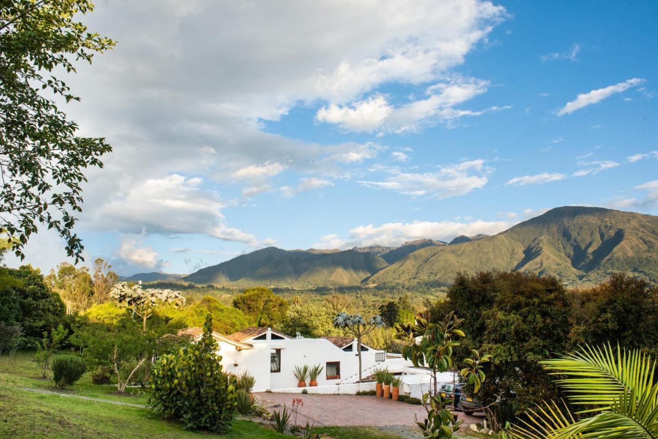 ホテル Passadhi Ayurveda & Yoga Retreat ビージャ・デ・レイバ エクステリア 写真