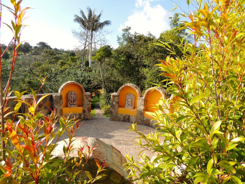 ホテル Passadhi Ayurveda & Yoga Retreat ビージャ・デ・レイバ エクステリア 写真
